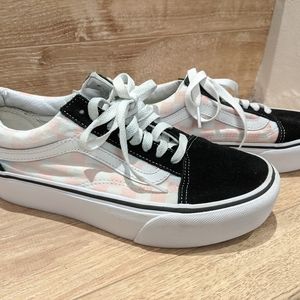 Pink and black checkered platform vans